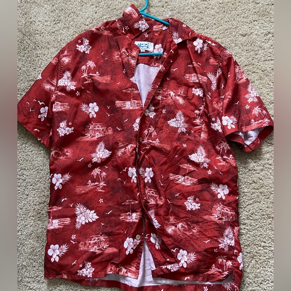 Red Hawaiian Shirt Uzzi - Picture 2 of 4